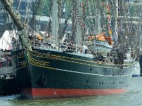 IMG 9112  Gréement:Trois-mâts carré Année de lancement:2000 Longueur hors-tout:76m Maître-bau:10,5m Chantier:OSDH BV, Amsterdam, Pays-Bas Armateur:Rederij Clipper Stad Amsterdam Pavillon:Pays-Bas Port d&#39;attache:Amsterdam