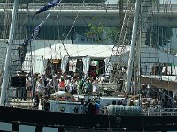 IMG 9136  Le 20 mai 1996, le TS Royalist s&#39;est échoué dans la rivière Severn près de la Centrale nucléaire de Oldbury. Vingt cadets ont été sauvés par hélicoptère et bateau de sauvetage. Le 5 avril 2009 le TS Royalist s&#39;est échoué dans le Pool Chapman, dans le comté de Dorset. Le Service d&#39;investigation des accidents maritimes (Marine Accident Investigation Service (MAIB)) a enquêté sur l&#39;incident et a constaté que le capitaine du bâtiment en était responsable car il assumait trop de tâches en même temps au moment de l&#39;échouage. Dans la soirée du 2 mai 2010, un cadet de 14 ans a été tué, à la suite de la chute d&#39;un enrouleur de gréement, alors que le navire était ancré dans la baie de Stokes, dans le Solent. La MAIB a ouvert une enquête sur l&#39;accident.