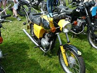 P1150377  Produites de 1969 à 1973,MZ 125 ETS,Monocylindre 2T,123cc,10 ch,4 vitesses,100 km/h,109 kg