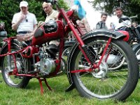 P1150404  Jules, Ernest Escoffier est né le 8 octobre 1881 au 50, cours de Saint-André (aujourd’hui Cours Jaurès) à Grenoble, de l’union entre  Jules ESCOFFIER 26 ans, (mécanicien) et  de Marie-Angeline POIDEBARD  (lingère).