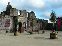 P1160535  et les ruines vestiges des âpres combats qui s'y déroulèrent