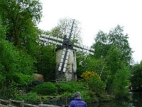 P1160772  Un moulin où des jeux d'eaux nous attendent.