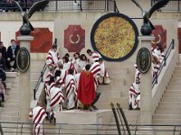 P1060447  L'huissier place ses invités.