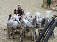 P1060529  le chef romian et son héroine, sa drogue quoi!