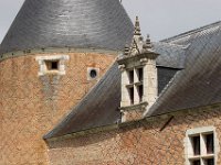 IMG 0458  la façade coté parc et son oeil de boeuf