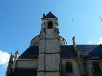 P1170045  on voit bien la liaison chapelle / donjon.