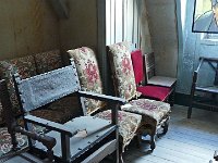 P1170373  Les fauteuils.