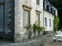 P1160844  Le domaine du Saussay, qui s’étire en pente douce jusqu’à la rivière Essonne, a hérité son nom des saules qui poussaient abondamment sur ces terres humides.