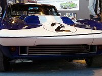 P1160244  Il y avait beaucoup de cordages, on se croit presque au salon de la marine.