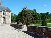 P1170598  Le portail relie l'entre cour.