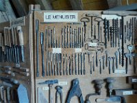 P1170665  Je suis sur que vous ne connaissiez pas tous ces outils ( utilisés avant par l'inquisition, etc..).