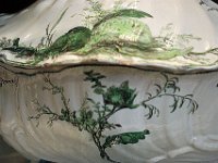 IMG 3281  1768 :Deux chercheurs de la Manufacture, Pierre-Joseph Macquer et Robert Millot, découvrent près de Limoges le premier gisement français de kaolin, élément indispensable de la véritable porcelaine, dite porcelaine dure, commercialisée dès 1770.