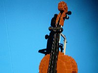 P1190224  Le violoncelle.