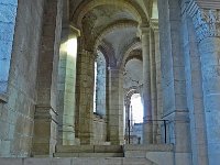 P1180832  L'abside a été édifiée jusqu'aux transepts, entre 1060 et 1108