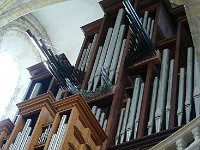 P1180840  Voici un instrument de grande qualité, au caractère très marqué et parfaitement adapté à l’acoustique de l’abbatiale.