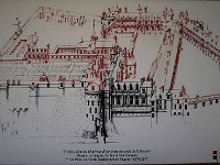 p13  Mais le bâti actuel ( en noir) ne représente qu'un cinquième du "palais" construit par Charles VIII . Celui -ci connut, en effet, des périodes d'abandon et plusieurs phases de démolition organisée.