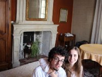 IMG 2282  Situé à Montreuil-Bellay et aménagé dans un manoir datant du XVIIe siècle rénové, l'établissement Demeure des Petits Augustins est une maison d'hôtes de style traditionnel avec un jardin et une terrasse. Une chapelle se trouve sur place. Les grandes chambres et suites de la Demeure des Petits Augustins disposent d'un plateau / bouilloire et d'une salle de bains privative avec des articles de toilette gratuits et un sèche-cheveux. Toutes sont également dotées de meubles anciens. Le petit-déjeuner continental peut être servi dans la salle à manger commune ou dans le confort de votre chambre. Après le petit-déjeuner, vous pourrez lire les journaux ou utiliser la connexion Wi-Fi disponible gratuitement dans les parties communes. Le Thouet se trouve à 500 mètres.