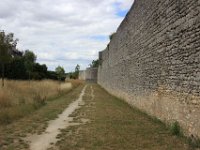 IMG 2300  longent le village