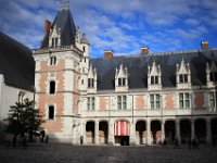 IMG 1945  La face ouest de l'aile Louis XII.