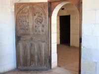 p29  La porte est d'origine.