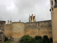 IMG 2408  Voilà enfin la visite du château : les youngtimers  sont repartis.