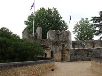 IMG 2414  La pierre est épaisse.