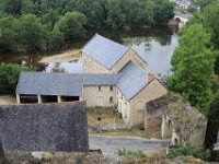 IMG 2438  La dernière pierre est donc scellée à la fin du 15ème siècle, au moment où Louis XI met un terme à la guerre de Cent Ans. Au moment aussi où Charles VIII, Louis XII et François 1er engagent les armées françaises en Italie pour sceller les prétentions des héritiers de la Maison d’Anjou sur le Royaume de Naples.