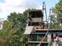 IMG 6716  Commençons les présentations : la tyrolienne.