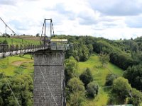 IMG 6717  La passerelle magnifique et , en plus, elle bouge dans le vent. Il faut respirer à plein poumon !Je suis un Hell's Angel à pieds