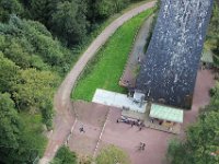 IMG 6747  Je vois un autre truc à gauche.Le saut pendulaire, baptisé "balançoire géante" ou "Swing", depuis 2008, où un à trois passagers sont suspendus sur une sorte de trapèze montant presque jusqu'à hauteur du viaduc, puis chutant en balancier en tirant une poignée.