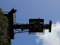 IMG 6772  Il embrasse le vide .