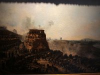 IMG 8260  En 1428, le château subit la plus lourde attaque de son histoire : le comte de Salisbury attaque avec de l'artillerie et détruit l'angle nord-est du donjon. Le sommet s'écroule par pans entiers emportant l'étage inférieur et un incendie détruit le reste de l'intérieur.