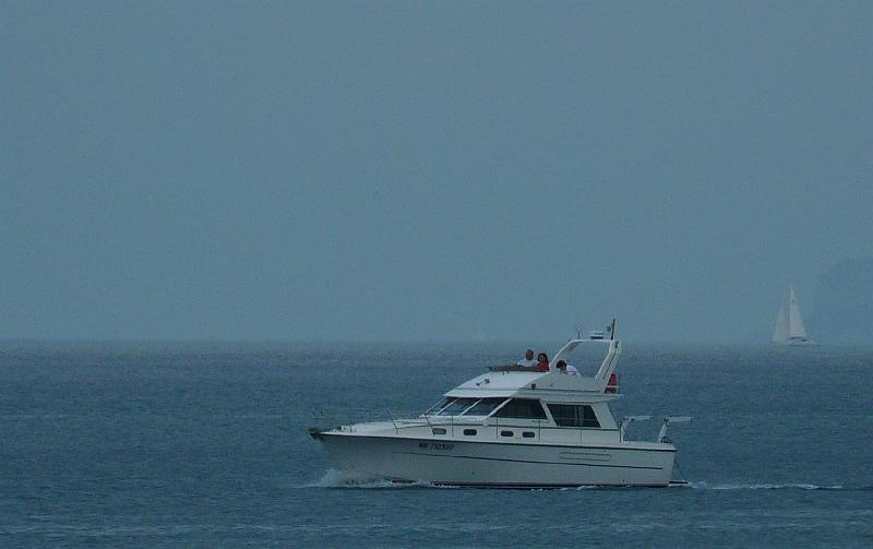 P1050437.JPG - Il est l'heure de rentrer , en ....bâteau !